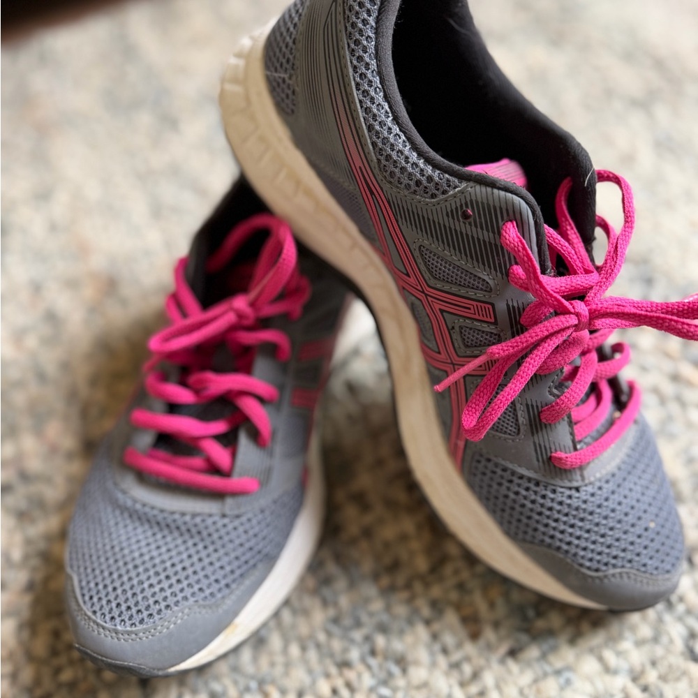 ASICS Gel-Contend Running Shoes Gray Pink Women’s 8.5 Wide Comfort